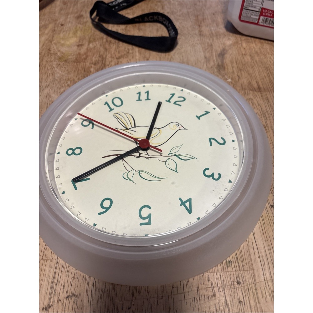 IKEA PLUTTIS Bird Wall Clock 11 Inch Round Vintage White Red 305.408.51